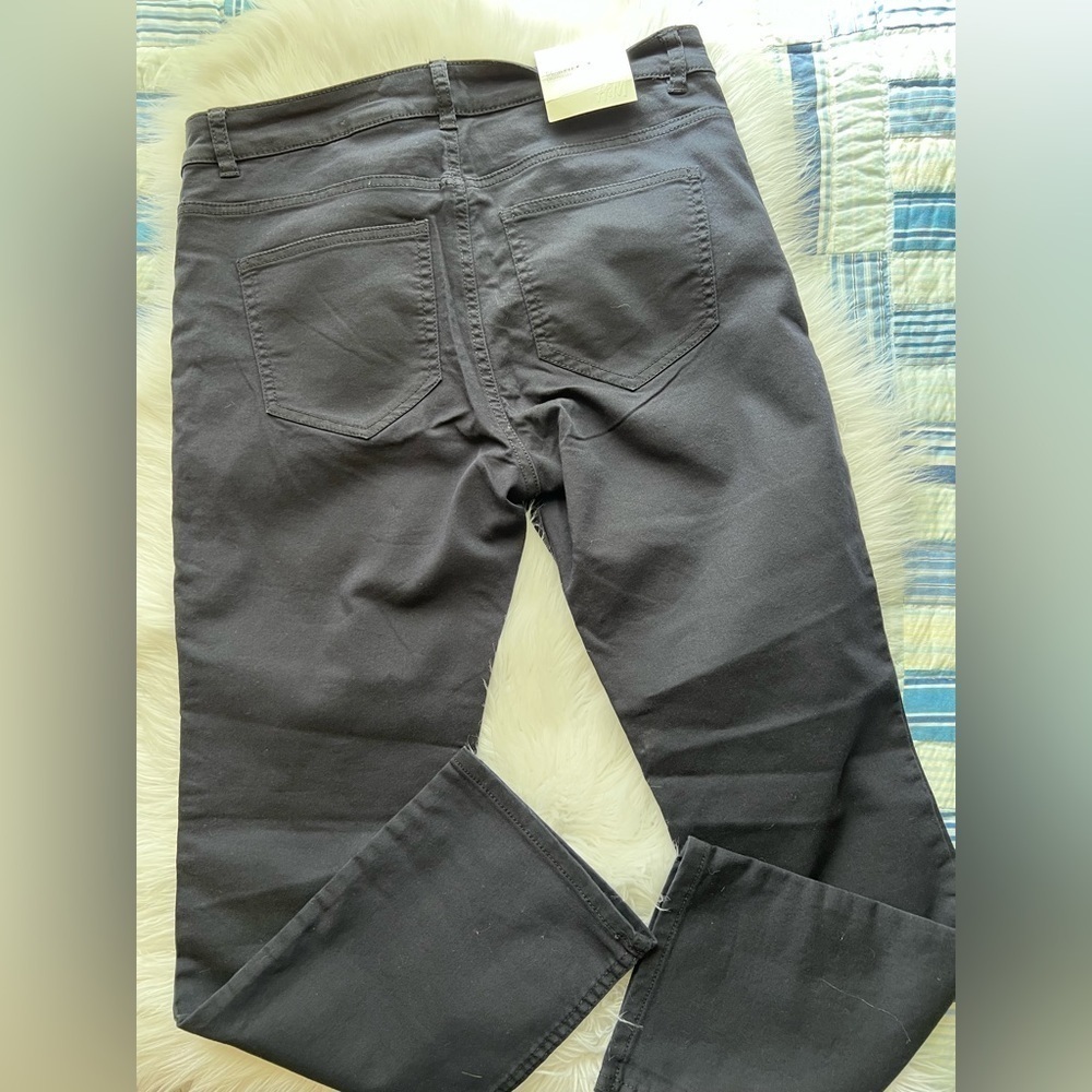 NWT H&M Slim Fit Navy Blue Crop Pant 12